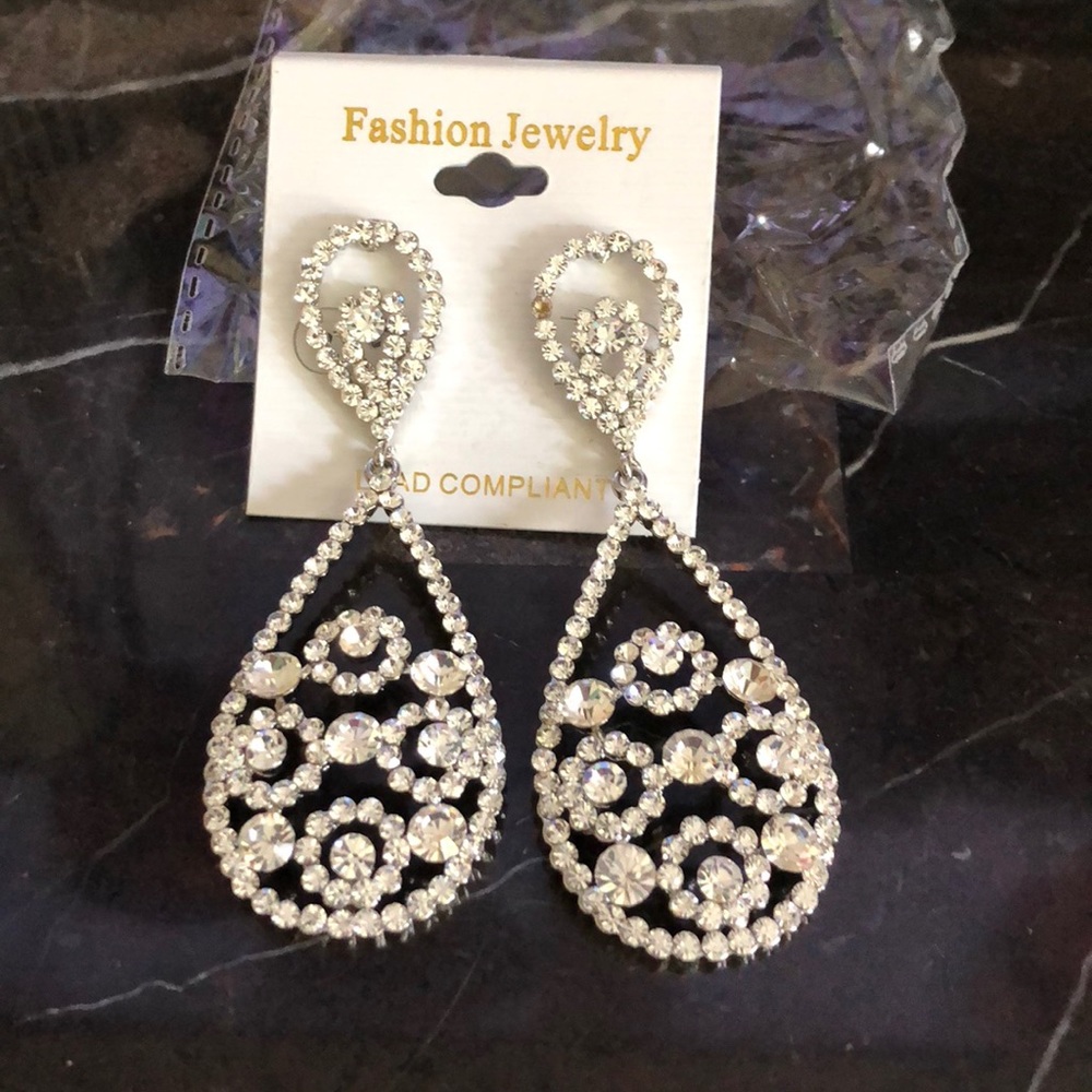 Crystal earring